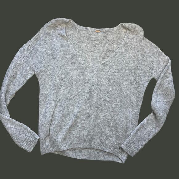 Free People Gossamer V-Neck Alpaca Wool Gray Sweater Oversized Medium - Picture 12 of 13